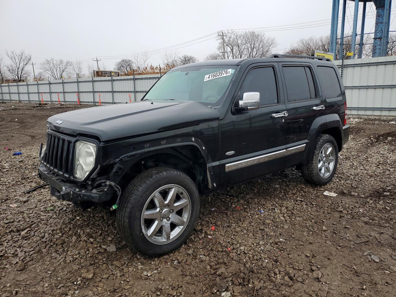 2012 Jeep Liberty Sport Latitude, VIN 1C4PJLAK9CW169254 — Перед