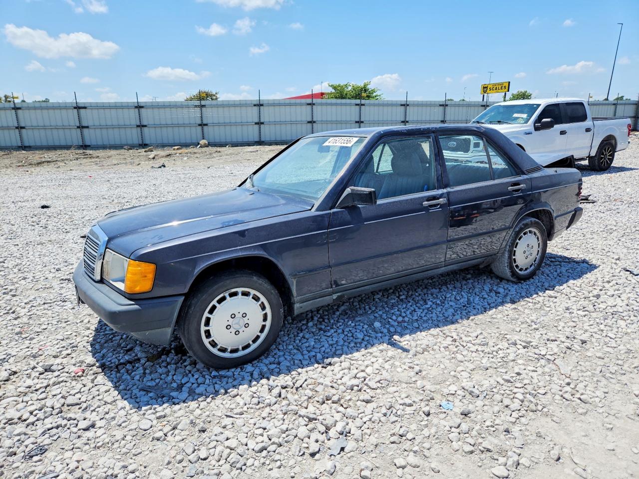 1985 Mercedes-Benz 190, VIN WDBDB22C0FF116575 — Rear end