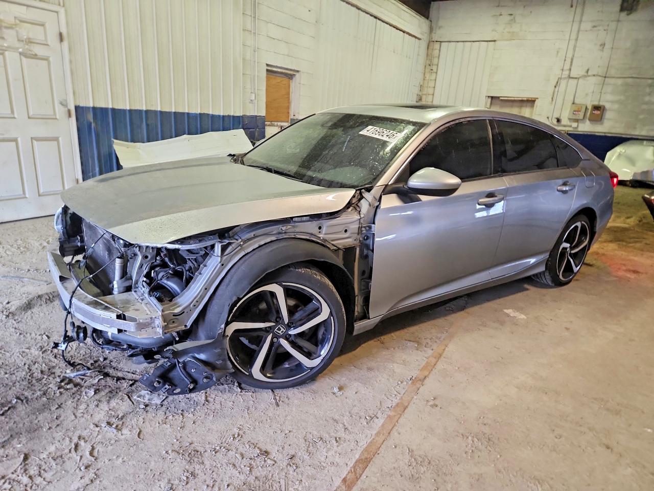 2019 Honda Accord Sport, VIN 1HGCV2F33KA035092 — Перед