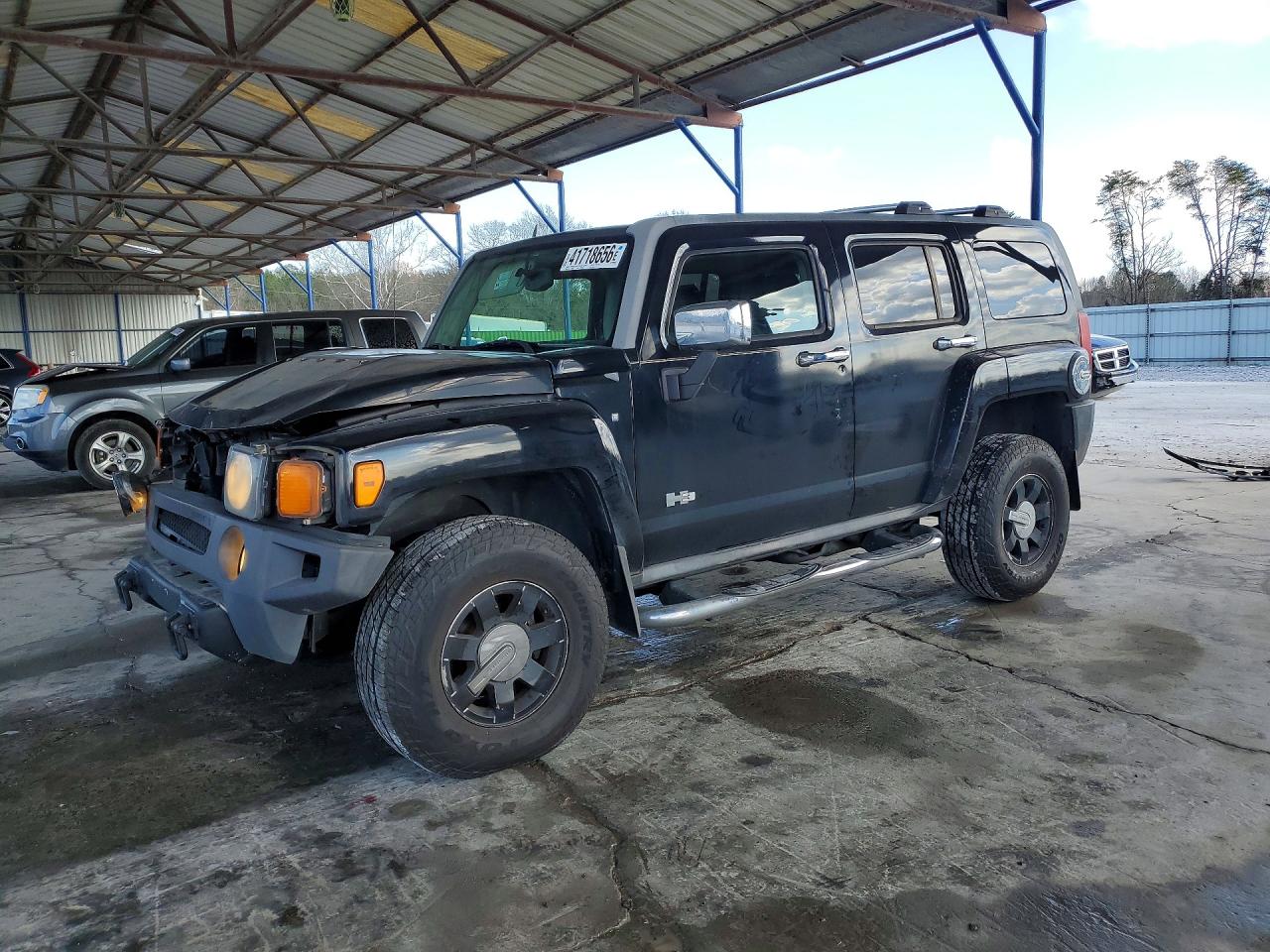 2009 Hummer H3 SUV, VIN 5GTEN13E498112232 — Front end