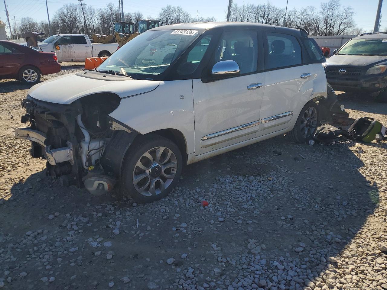 2018 FIAT 500L Lounge, VIN ZFBCFACH9JZ041598 — Front end