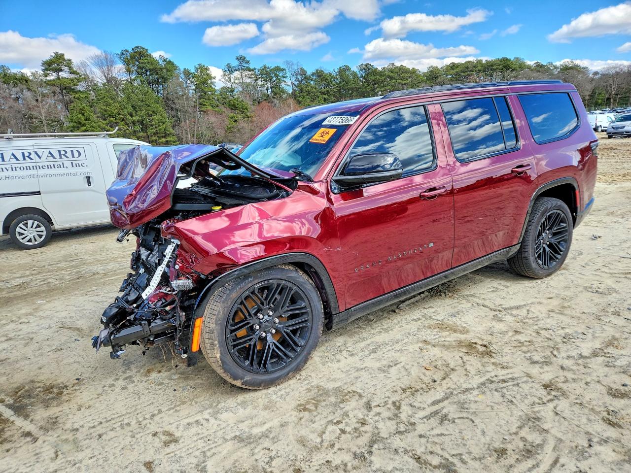 2026 Jeep Grand Wagoneer Limited Altitude, VIN 1C4SJVBP1TS157378 — Перед