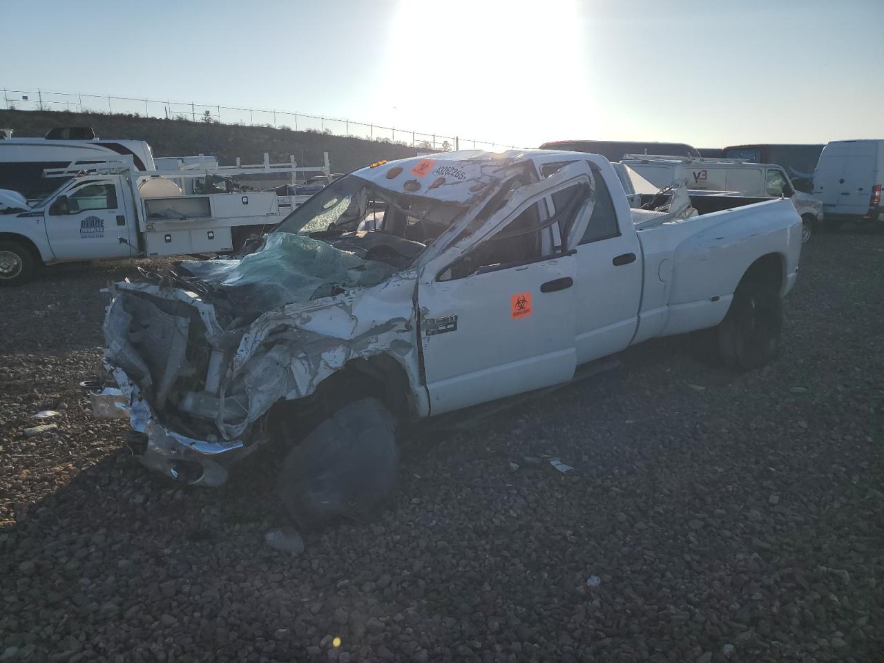 2009 Dodge 3500 SLT, VIN 3D7MX48LX9G526038 — Перед