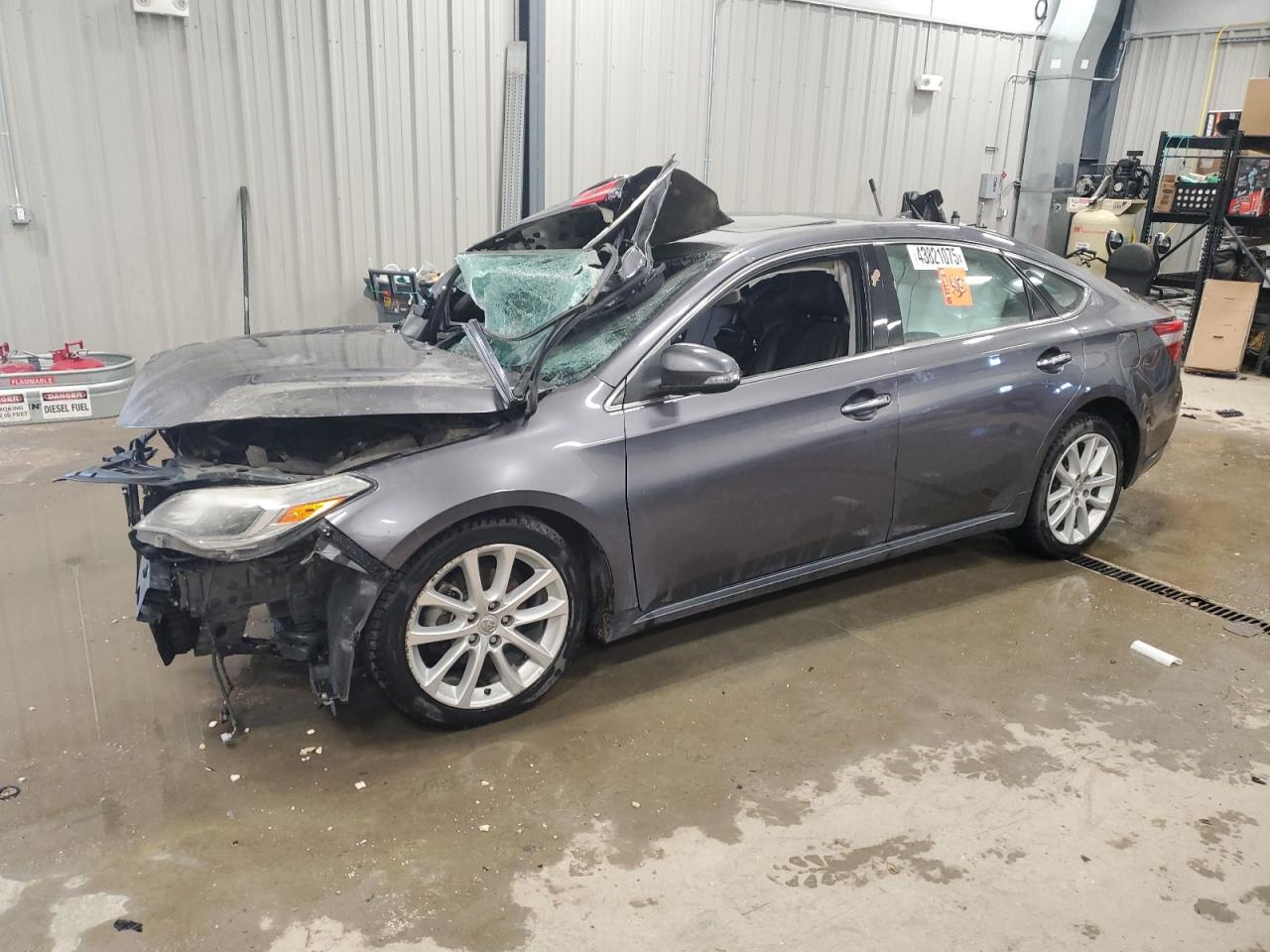 2014 Toyota Avalon XLE Touring, VIN 4T1BK1EB3EU120051 — Front end
