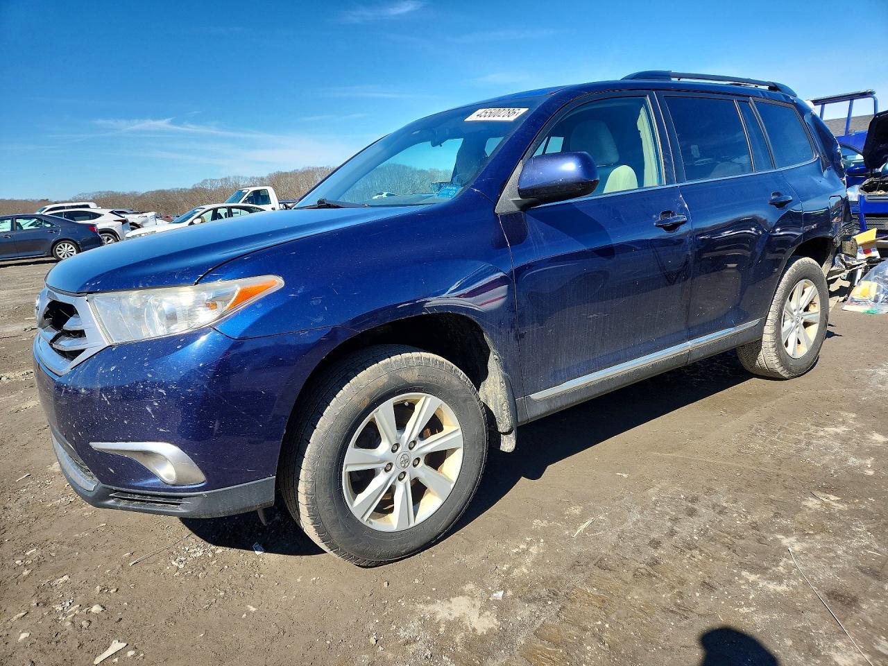 2013 Toyota Highlander, VIN 5TDBK3EH2DS259269 — Rear end