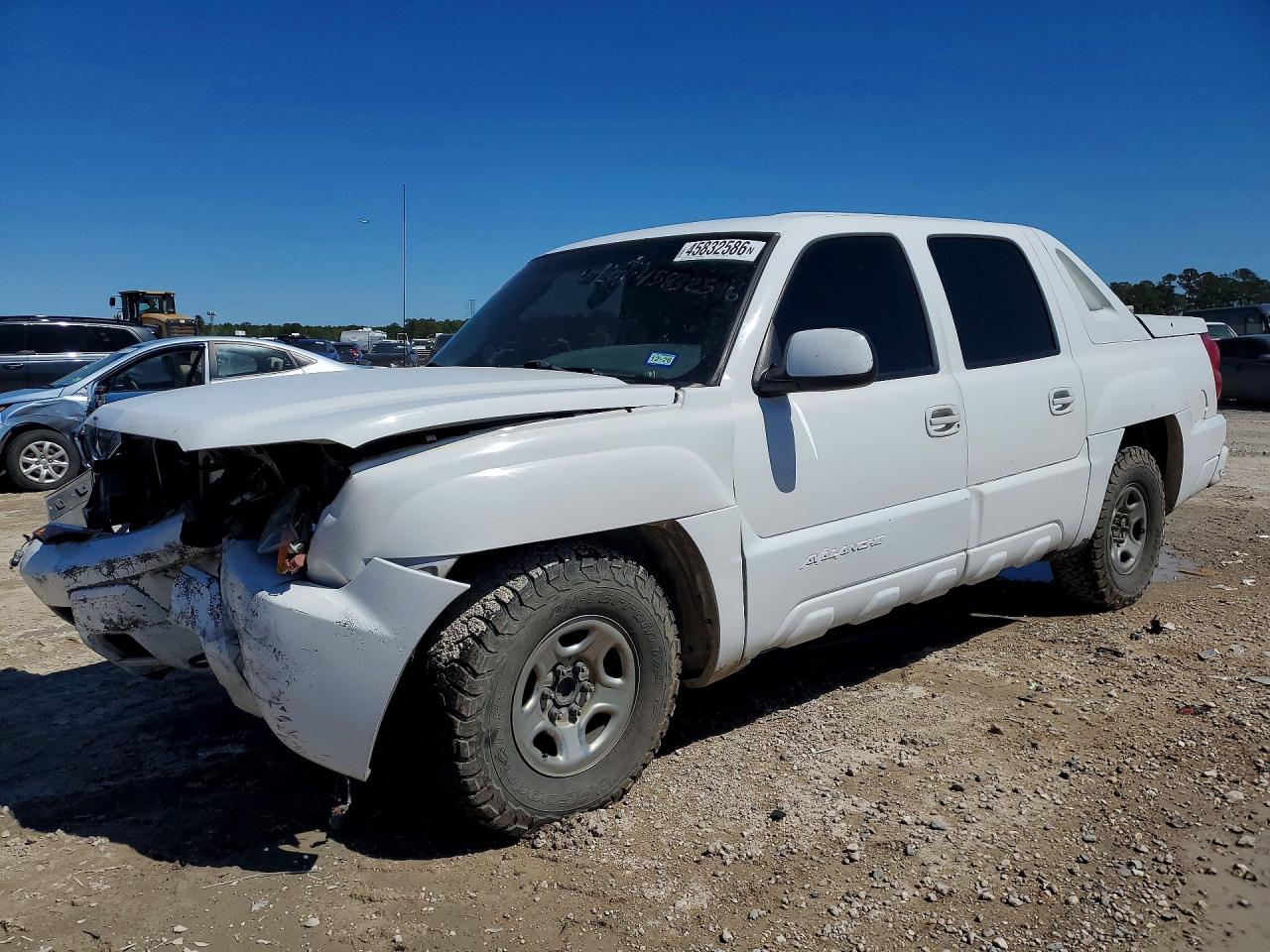 2003 Chevrolet Avalanche, VIN 3GNEC13T03G176661 — Перед