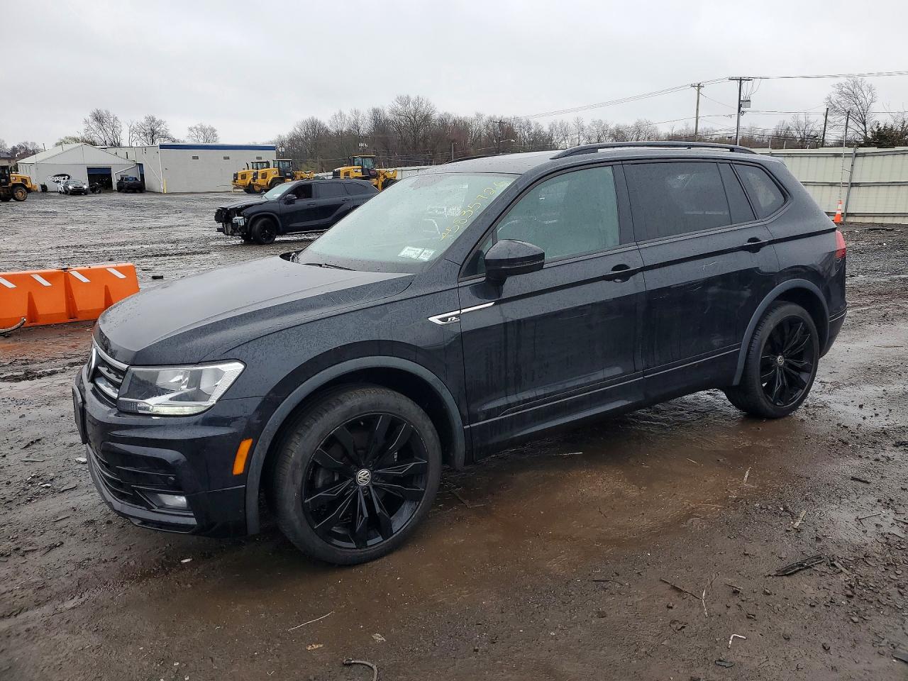 2020 Volkswagen Tiguan SE, VIN 3VV2B7AX8LM138301 — Зад