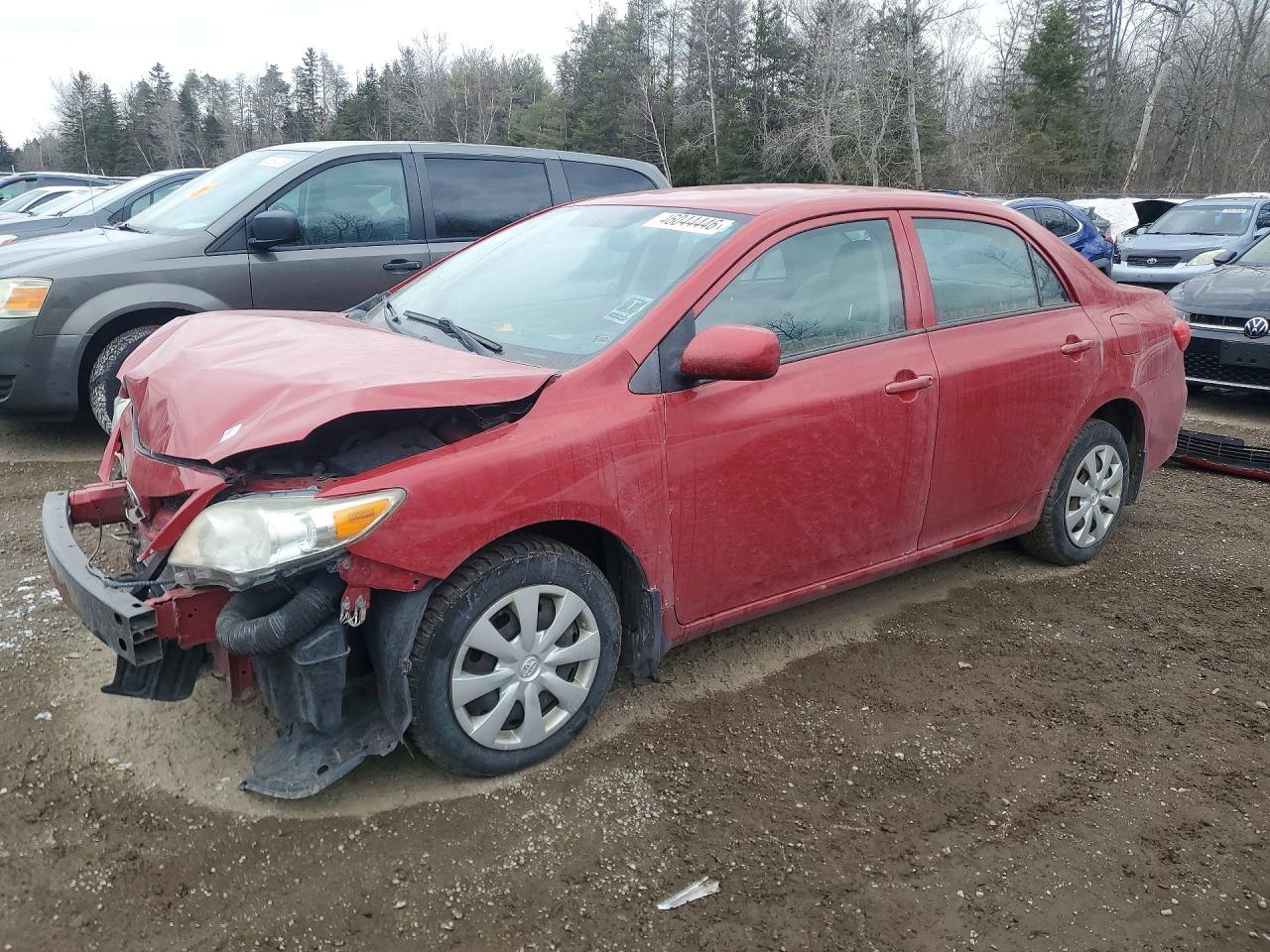 2013 Toyota Corolla LE, VIN 2T1BU4EE8DC006469 — Front end