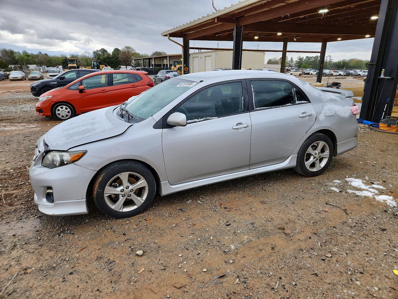2013 Toyota Corolla LE, VIN 2T1BU4EE4DC994589 — Front end