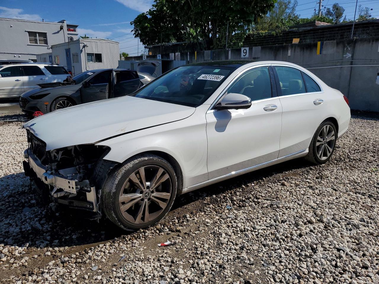 2020 Mercedes-Benz C 300, VIN 55SWF8DB4LU324155 — Перед