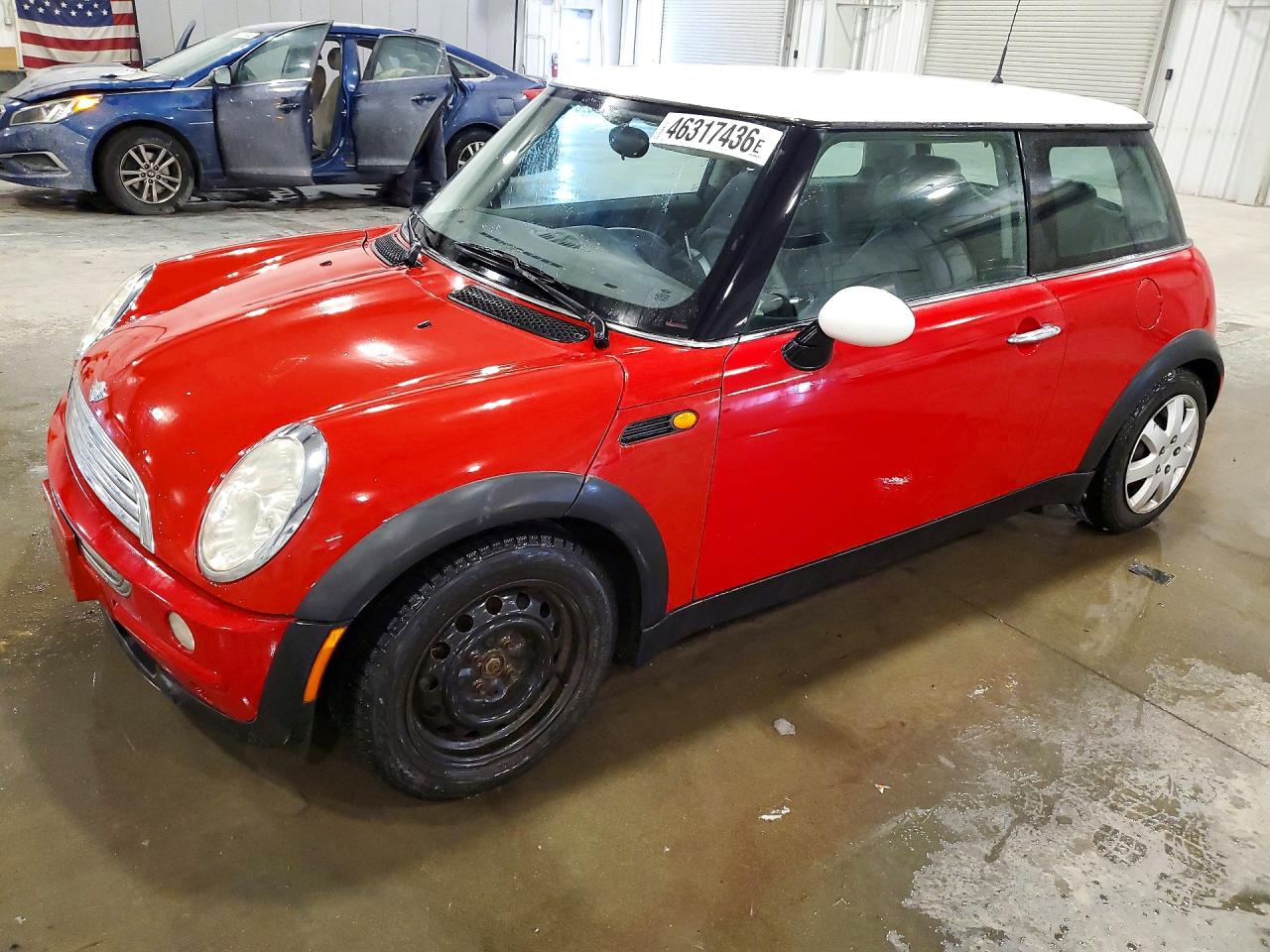 2002 MINI Hardtop, VIN WMWRC33462TC31663 — Перед