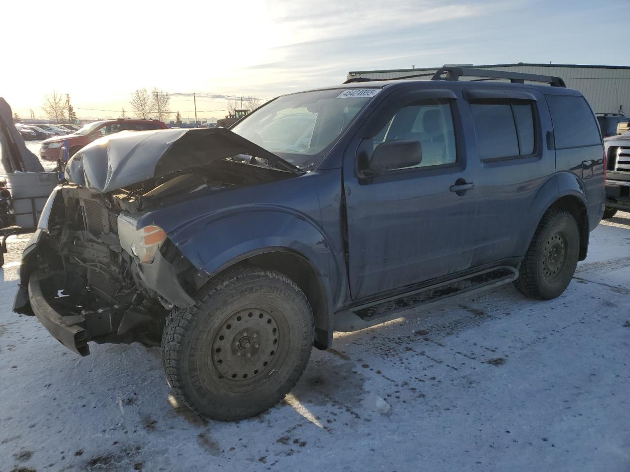 2012 Nissan Pathfinder Silver Edition, VIN 5N1AR1NB3CC637165 — Перед