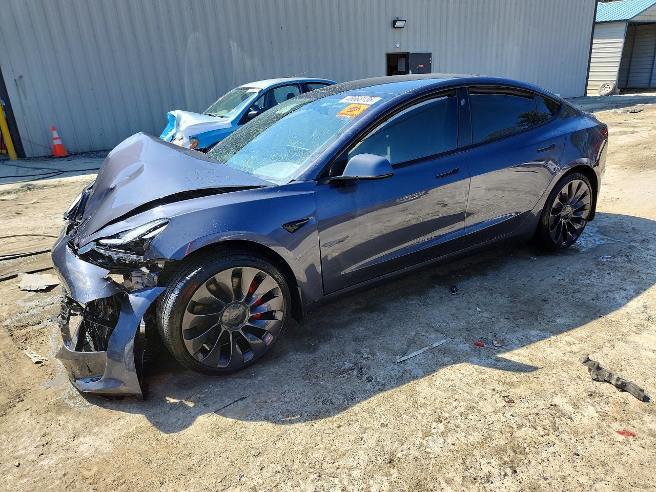 2023 Tesla Model 3 Performance, VIN 5YJ3E1ECXPF635200 — Перед