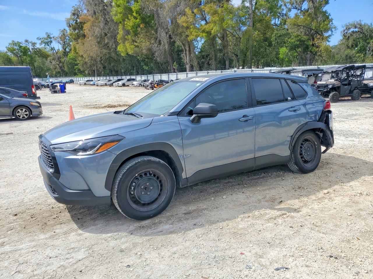 2024 Toyota Corolla Cross L, VIN 7MUAAAAG7RV084868 — Side