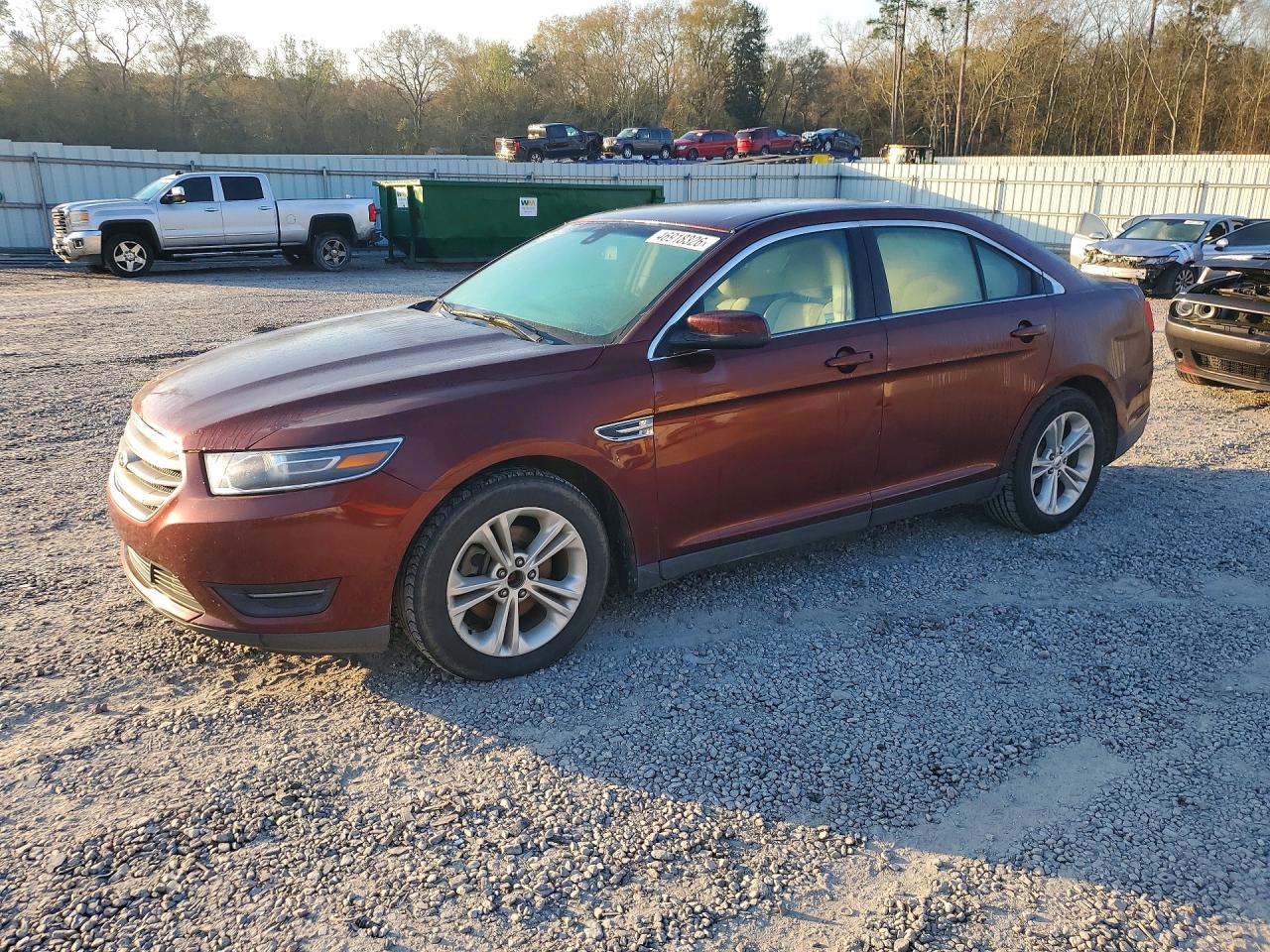 2016 Ford Taurus SEL, VIN 1FAHP2E82GG107518 — Minor dents and scratches