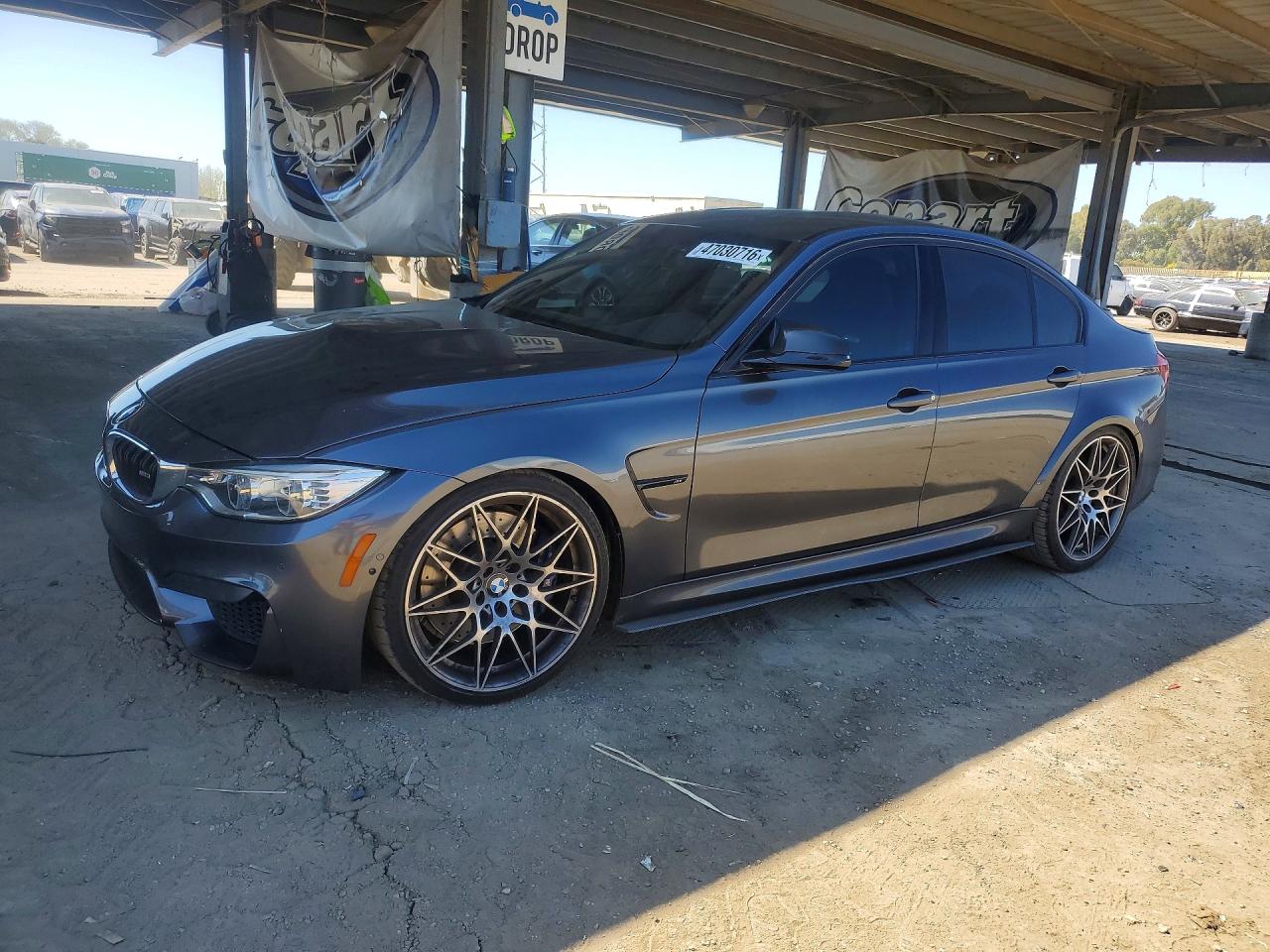 2017 BMW M3, VIN WBS8M9C53H5G84684 — Мелкие вмятины и царапины