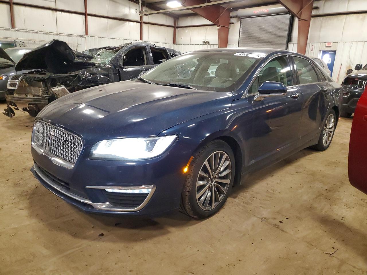 2017 Lincoln MKZ Select, VIN 3LN6L5D95HR610703 — Мелкие вмятины и царапины