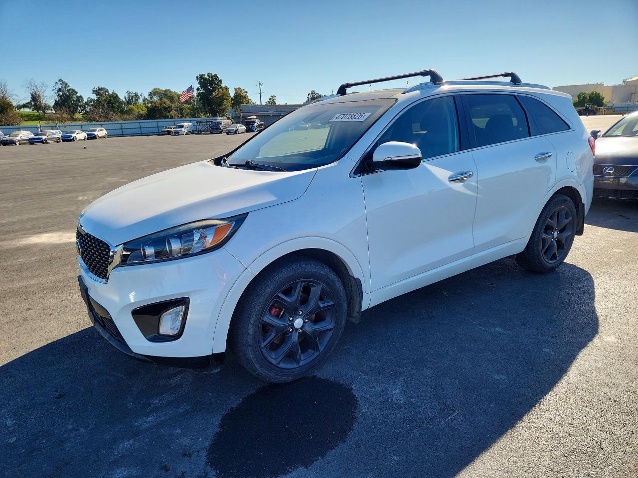 2017 Kia Sorento SX, VIN 5XYPK4A50HG231352 — Minor dents and scratches
