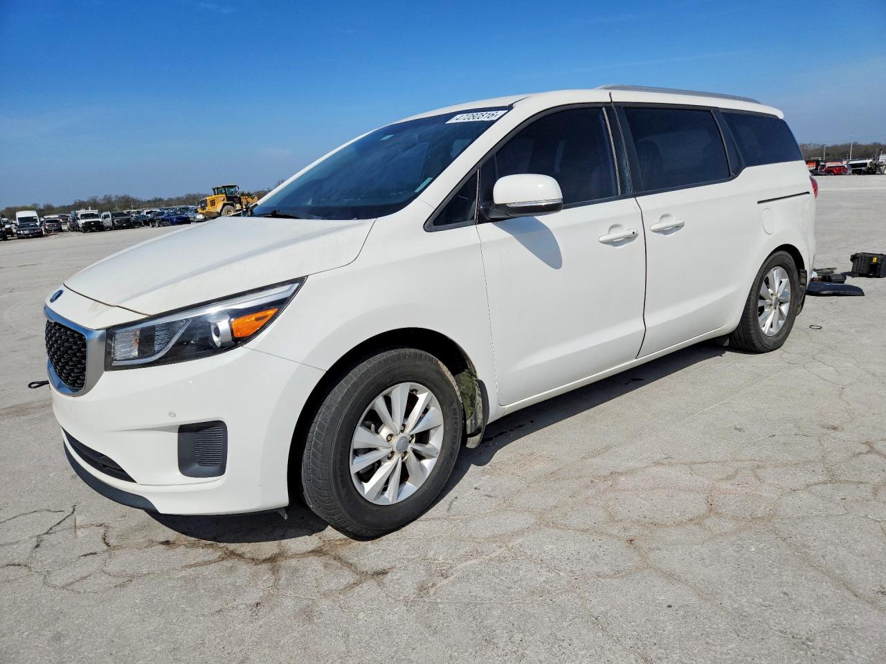 2016 Kia Sedona LX, VIN KNDMB5C12G6217263 — Частичный ремонт