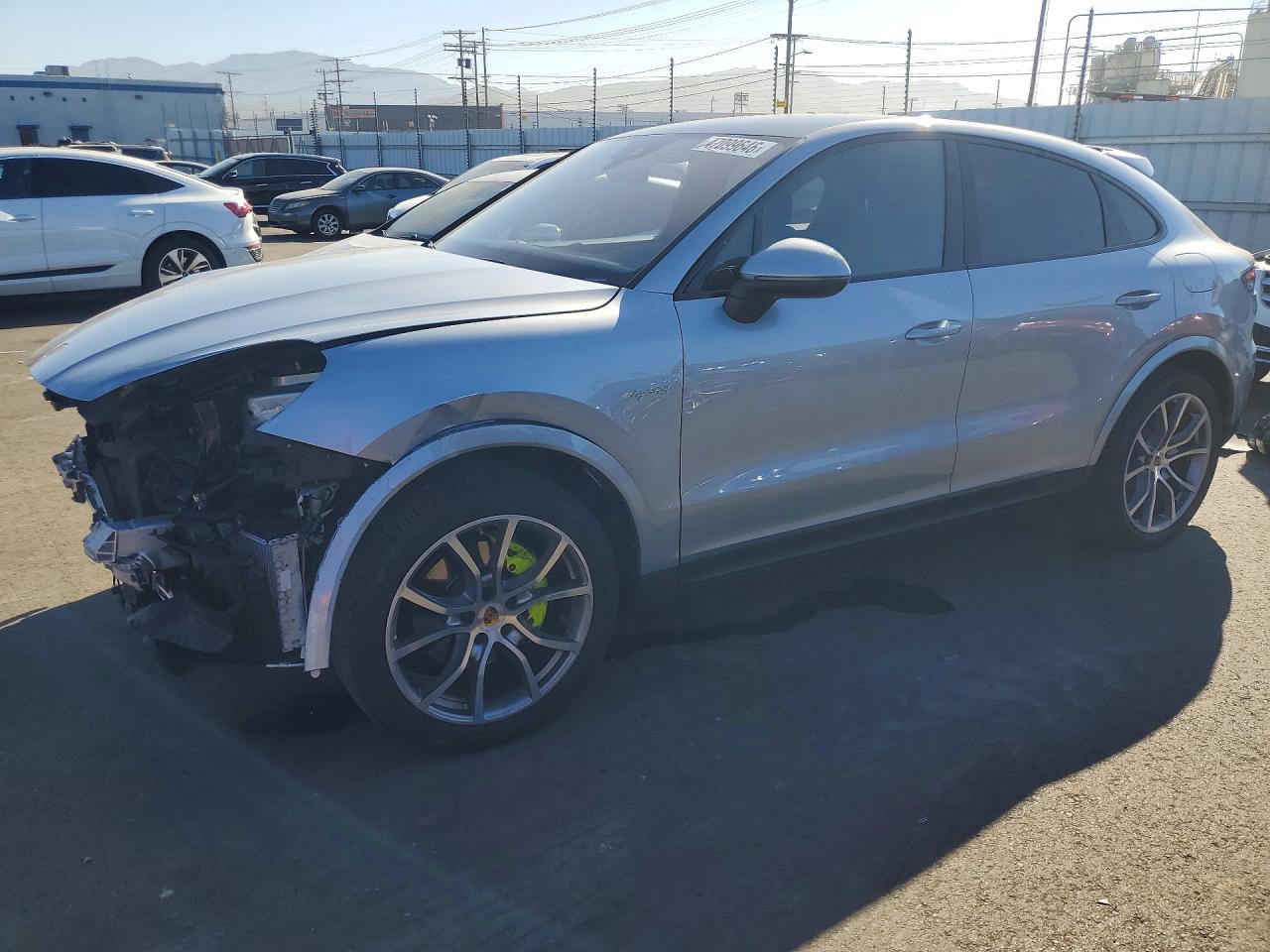 2022 Porsche Cayenne E-Hybrid, VIN WP1BE2AY8NDA51058 — Auction photo