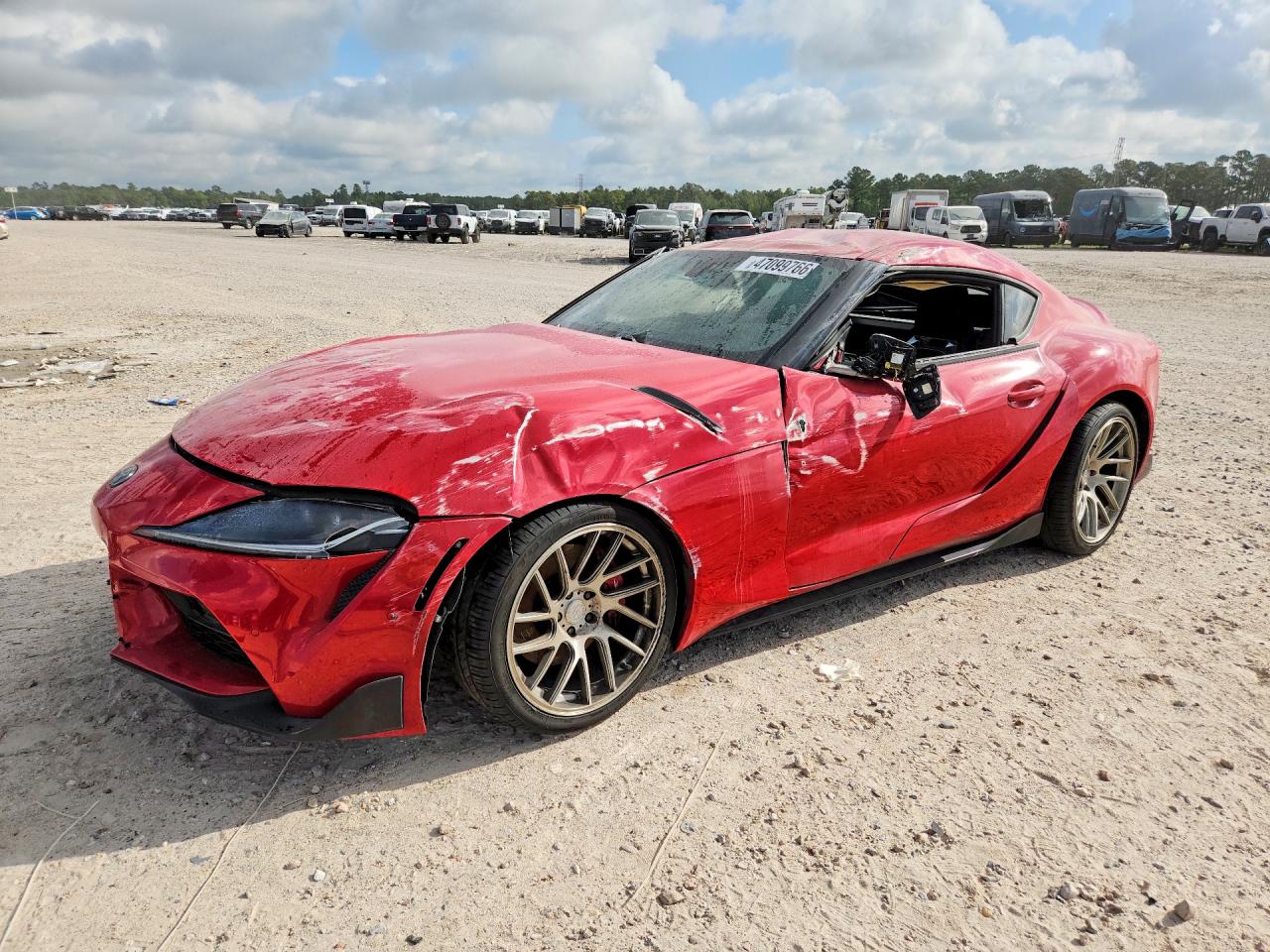 2021 Toyota Supra Premium, VIN WZ1DB0C01MW039210 — Front end