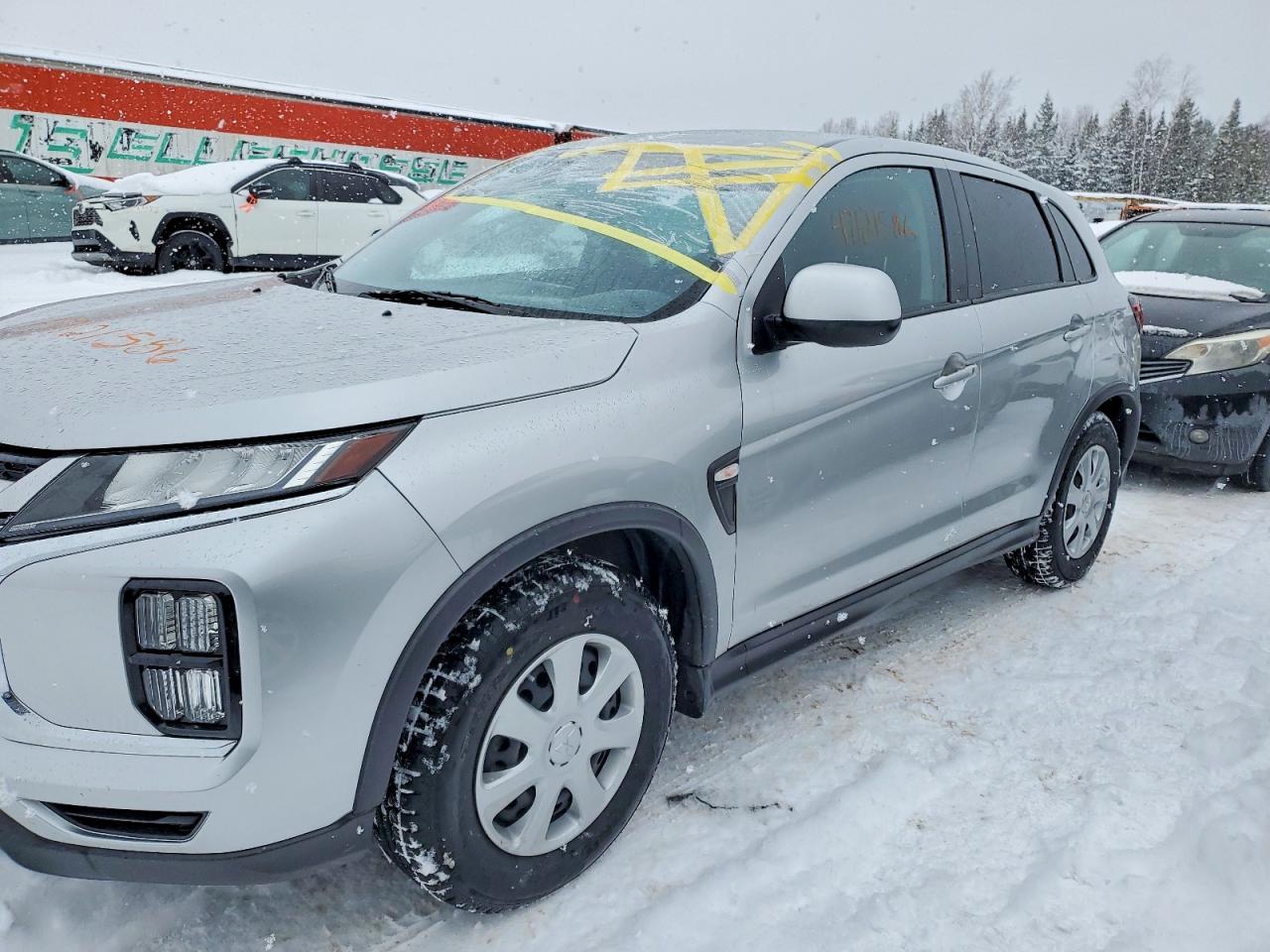 2024 Mitsubishi Outlander Sport ES, VIN JA4AHUAU3RU604941 — Normal wear