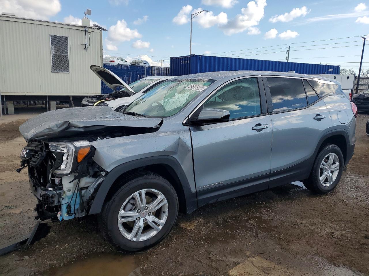 2024 GMC Terrain SLE, VIN 3GKALTEG8RL390210 — Фото с аукциона