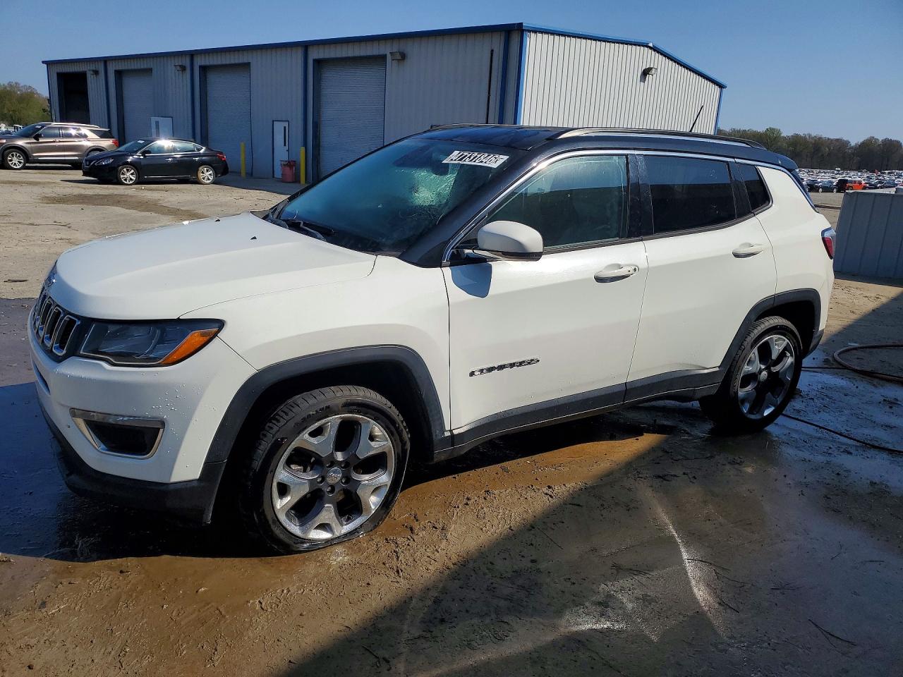 2020 Jeep Compass Limited, VIN 3C4NJDCB7LT115323 — Minor dents and scratches