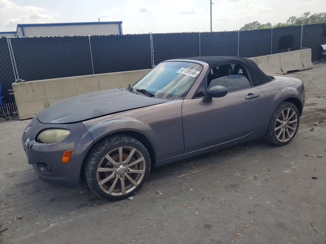 2006 Mazda MX-5 Miata Touring, VIN JM1NC25F460122522 — Front end