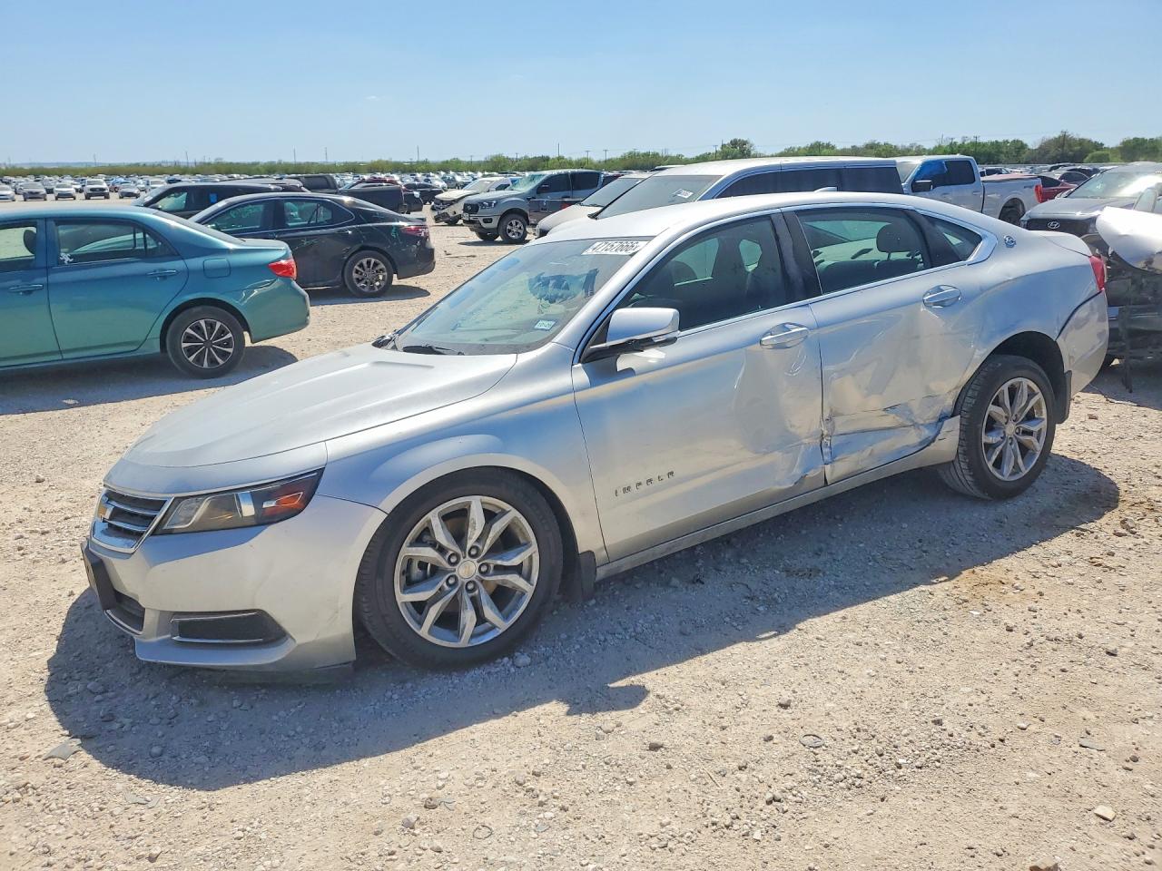 2015 Chevrolet Impala LT, VIN 2G1125S39F9297599 — Front end