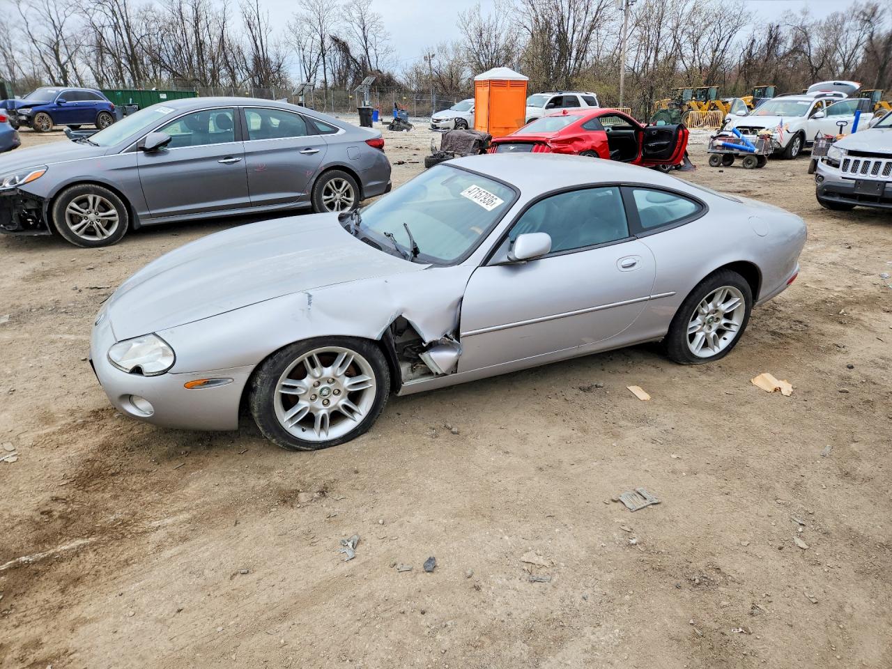 2002 Jaguar XK, VIN SAJDA41C72NA25681 — Front end