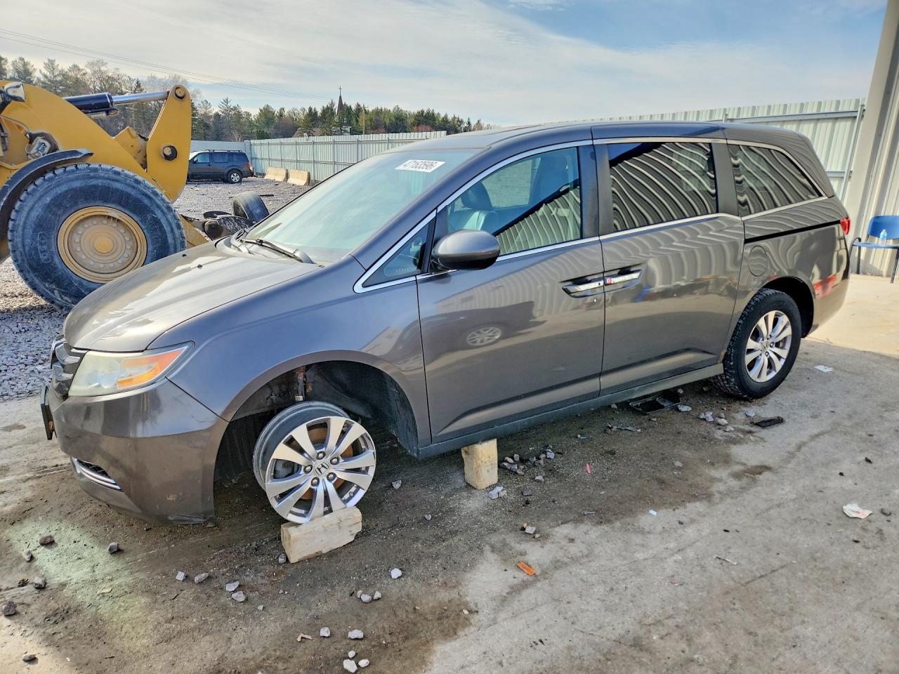 2014 Honda Odyssey EX-L, VIN 5FNRL5H61EB060396 — Undercarriage