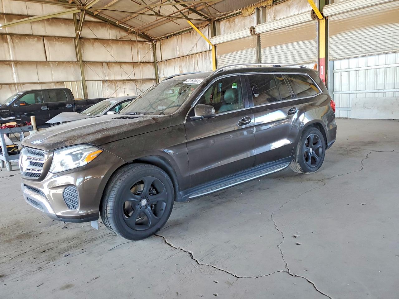 2017 Mercedes-Benz GLS 450, VIN 4JGDF6EE7HA815983 — Мелкие вмятины и царапины