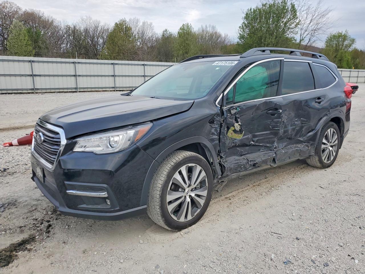 2020 Subaru Ascent Limited, VIN 4S4WMALD0L3451267 — Side