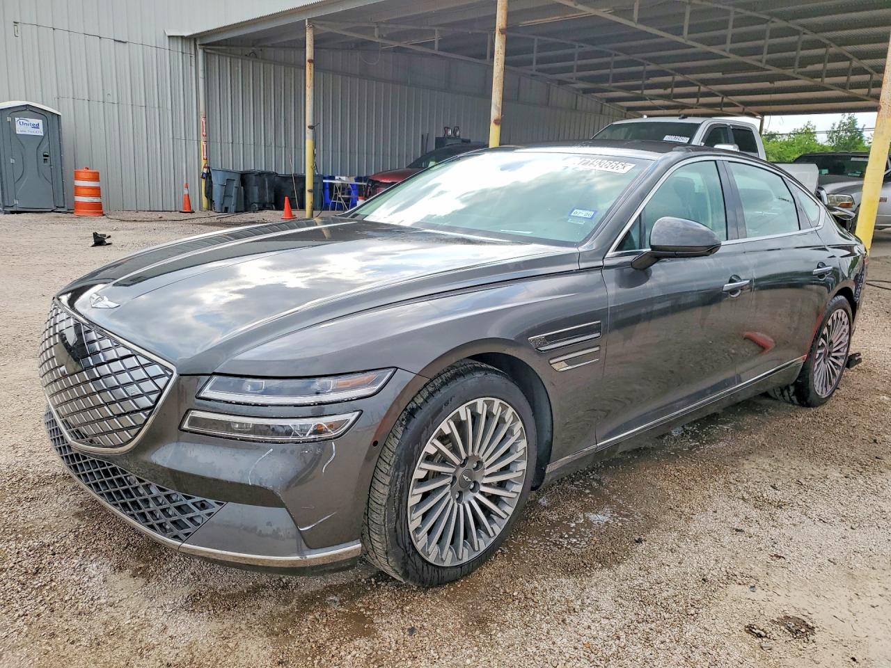 2023 Genesis G80, VIN KMTGE4S12PU006271 — Rear end