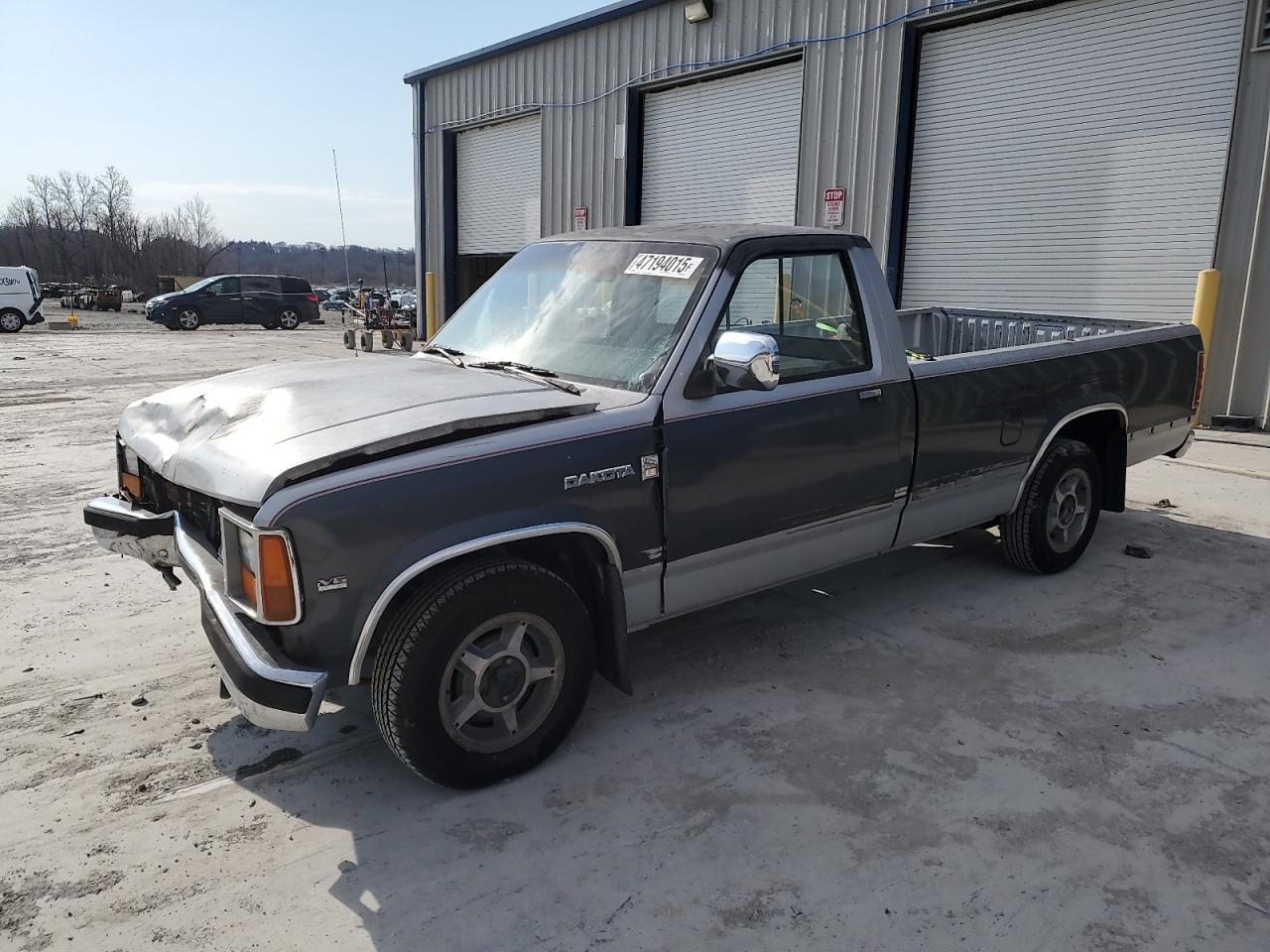 1987 Dodge Dakota, VIN 1B7GN14M1HS422720 — Front end
