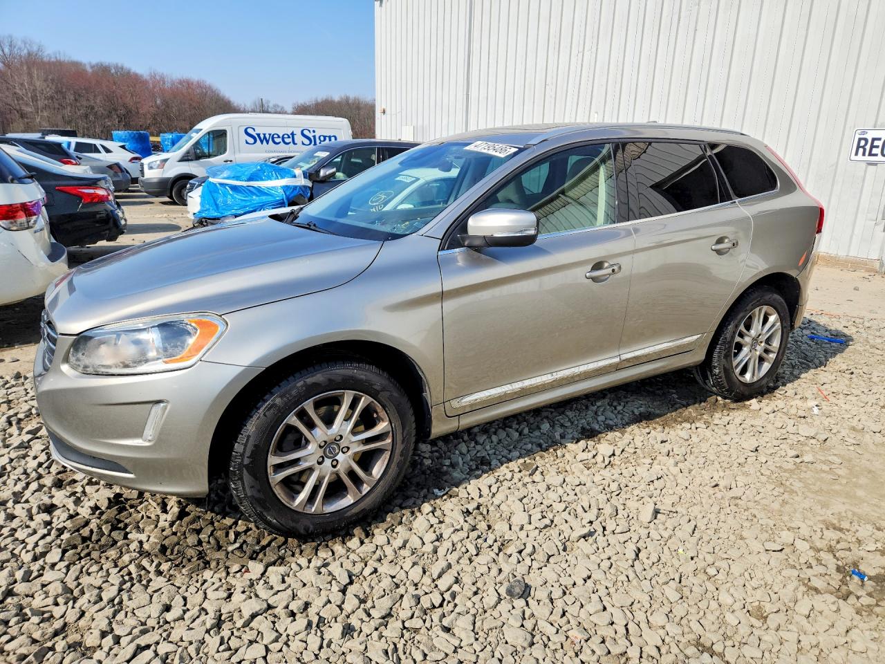 2015 Volvo XC60 T5, VIN YV4612RKXF2673055 — Water / flood