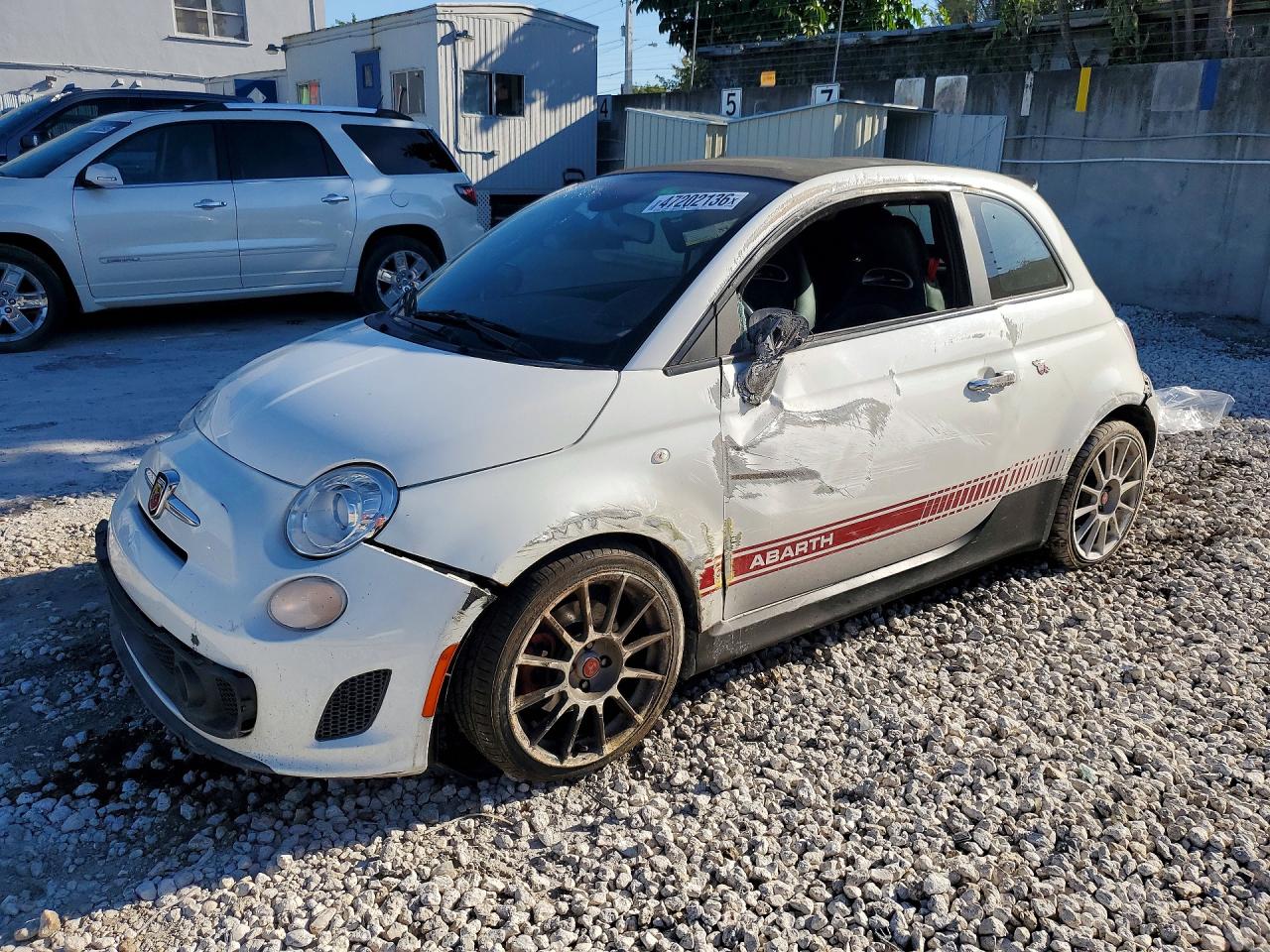2015 FIAT 500 Abarth, VIN 3C3CFFJH8FT509272 — Rollover
