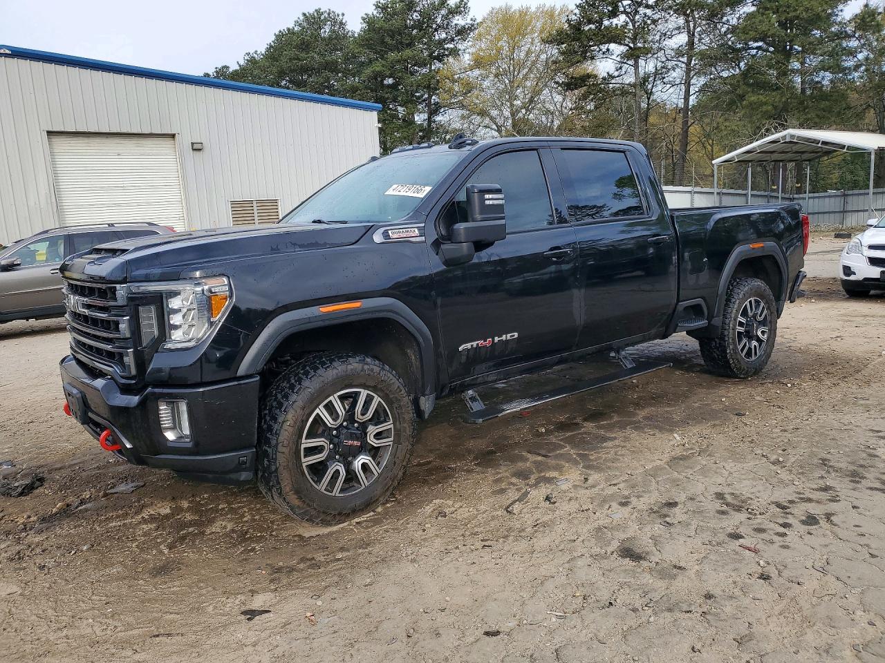 2022 GMC Sierra 2500HD AT4, VIN 1GT49PEY5NF134313 — Front end