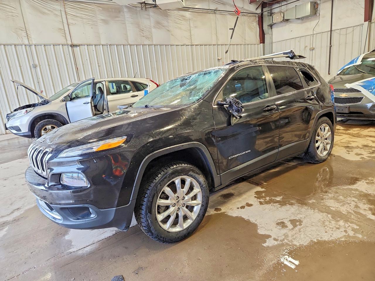 2016 Jeep Cherokee Limited, VIN 1C4PJMDB2GW323519 — Rollover