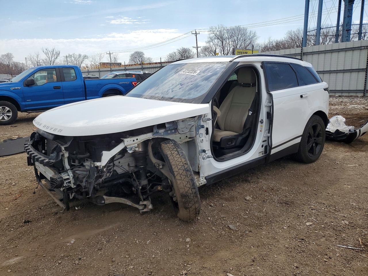 2019 Land Rover Range Rover Velar S, VIN SALYB2EV0KA786594 — Front end
