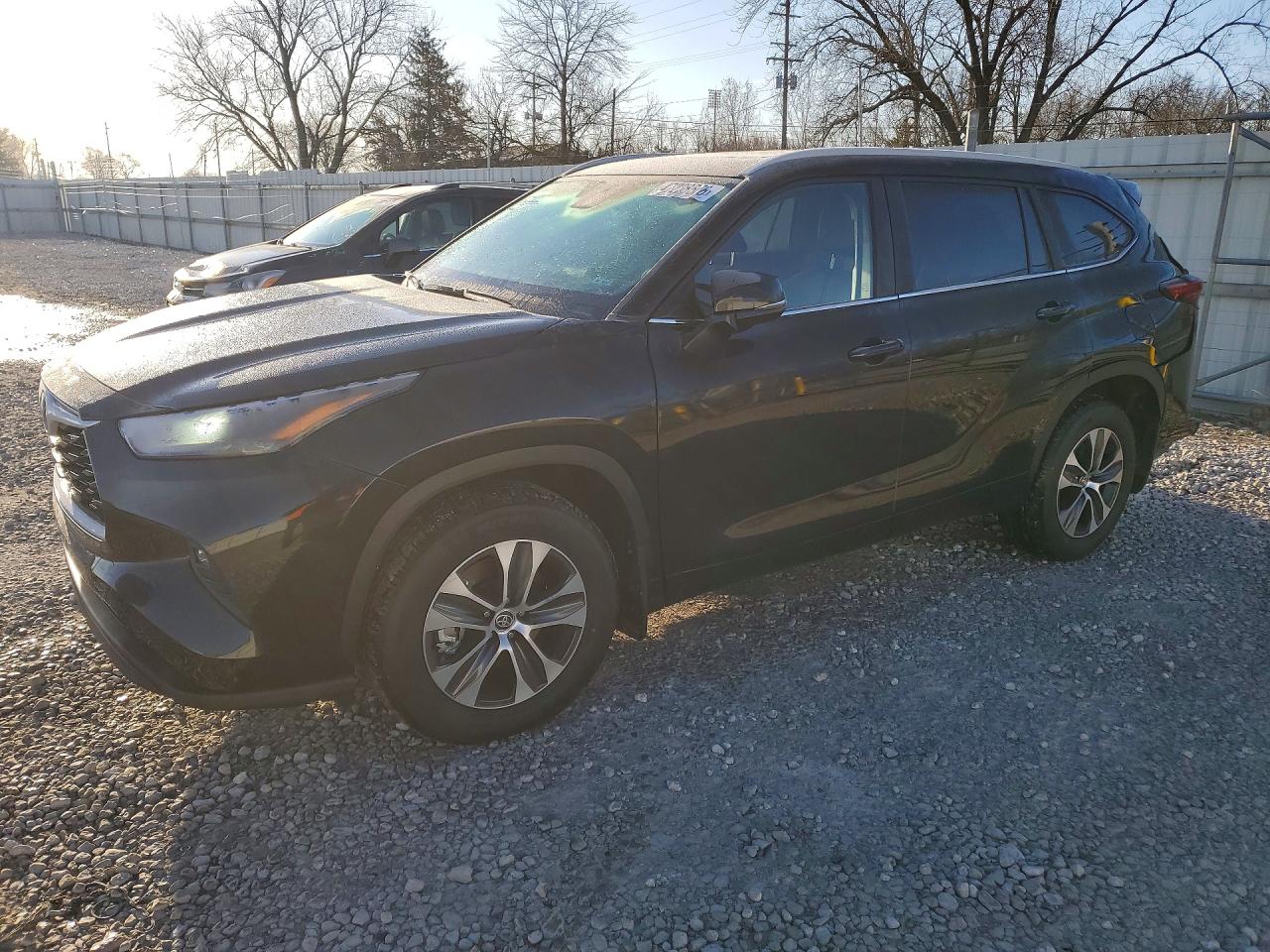 2026 Toyota Highlander XLE, VIN 5TDKDRBH7TS605493 — Rear end