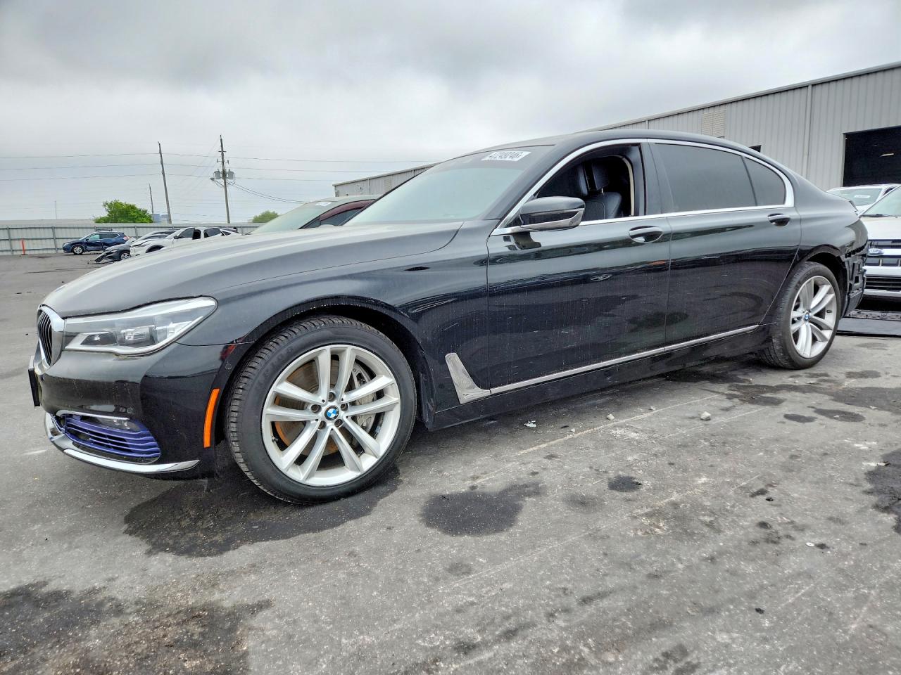 2016 BMW 7 Series 750i xDrive, VIN WBA7F2C5XGG420282 — Rear end