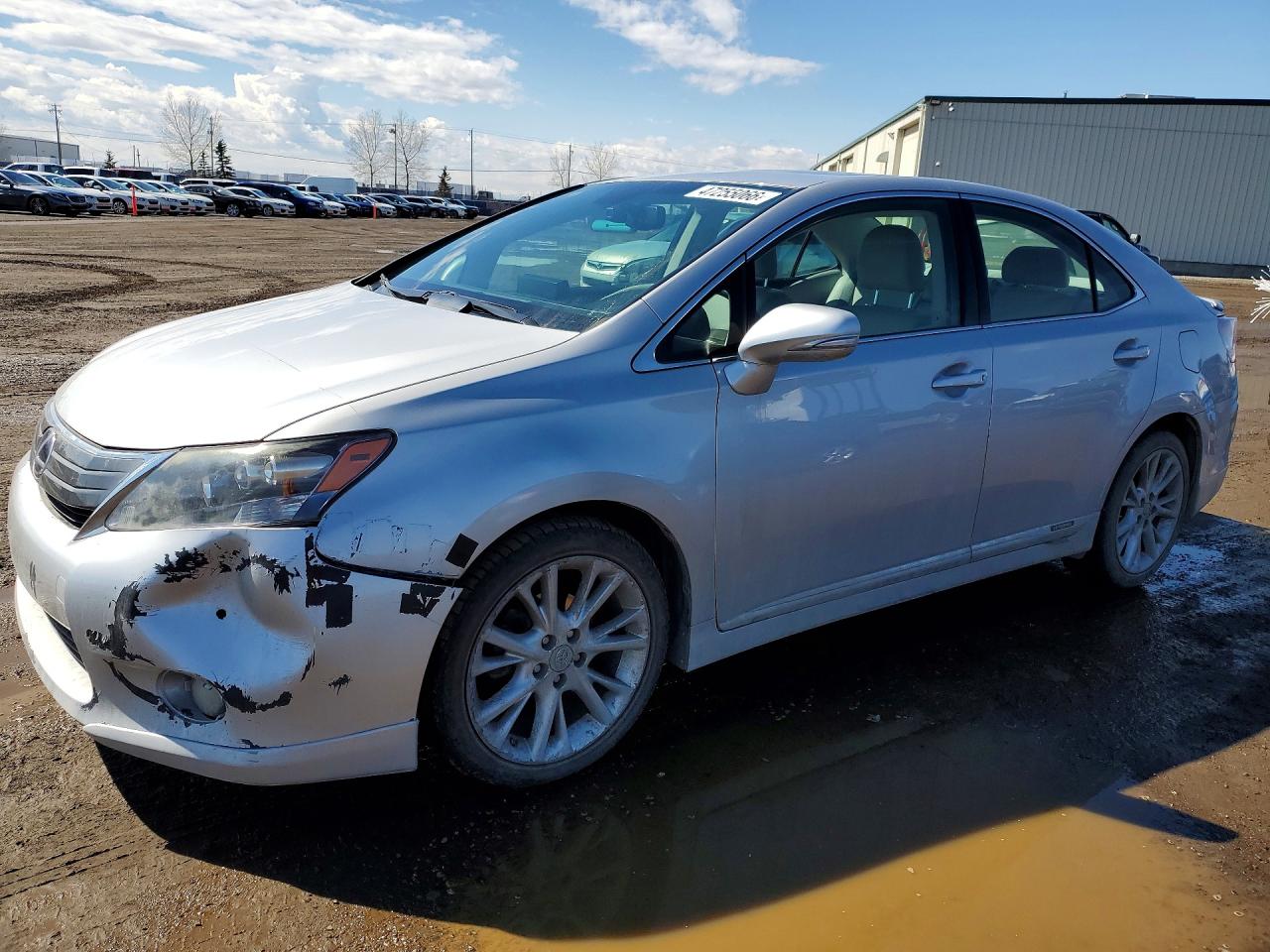 2010 Lexus HS 250h Premium, VIN JTHBB1BA8A2003778 — Front end