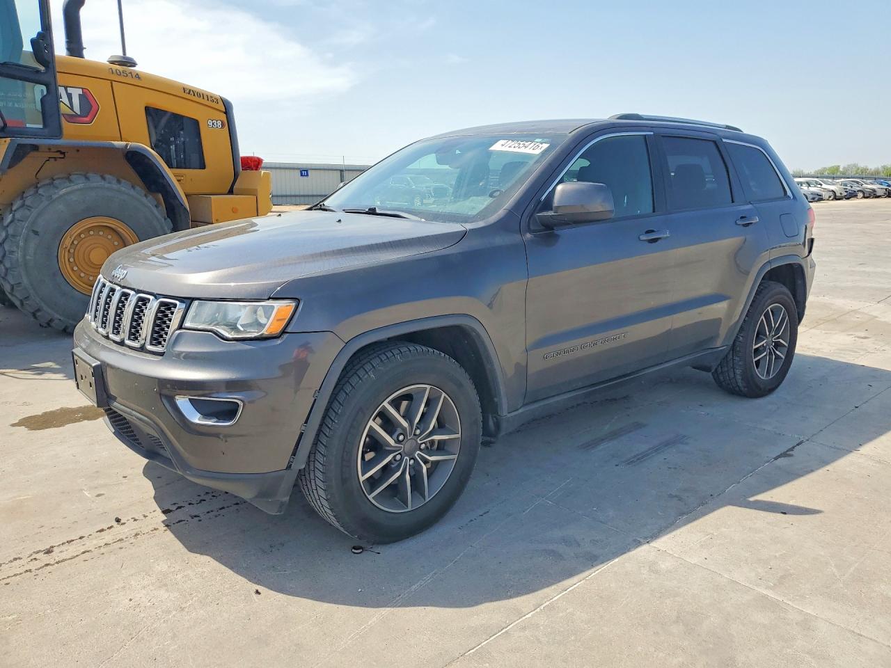 2019 Jeep Grand Cherokee Laredo E, VIN 1C4RJEAG5KC650196 — Rear end