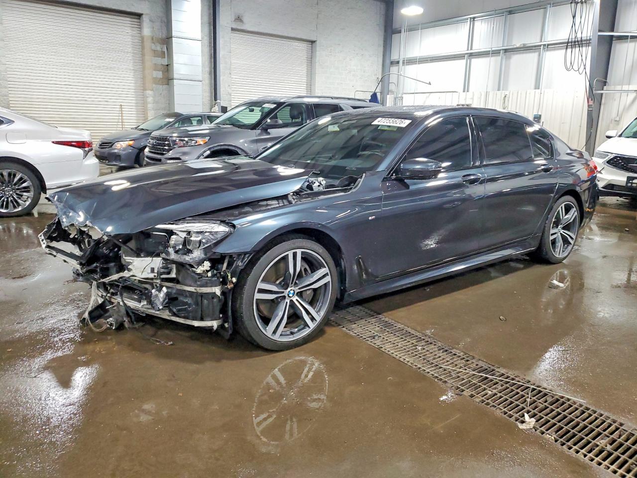 2016 BMW 7 Series 750i xDrive, VIN WBA7F2C58GG421026 — Front end