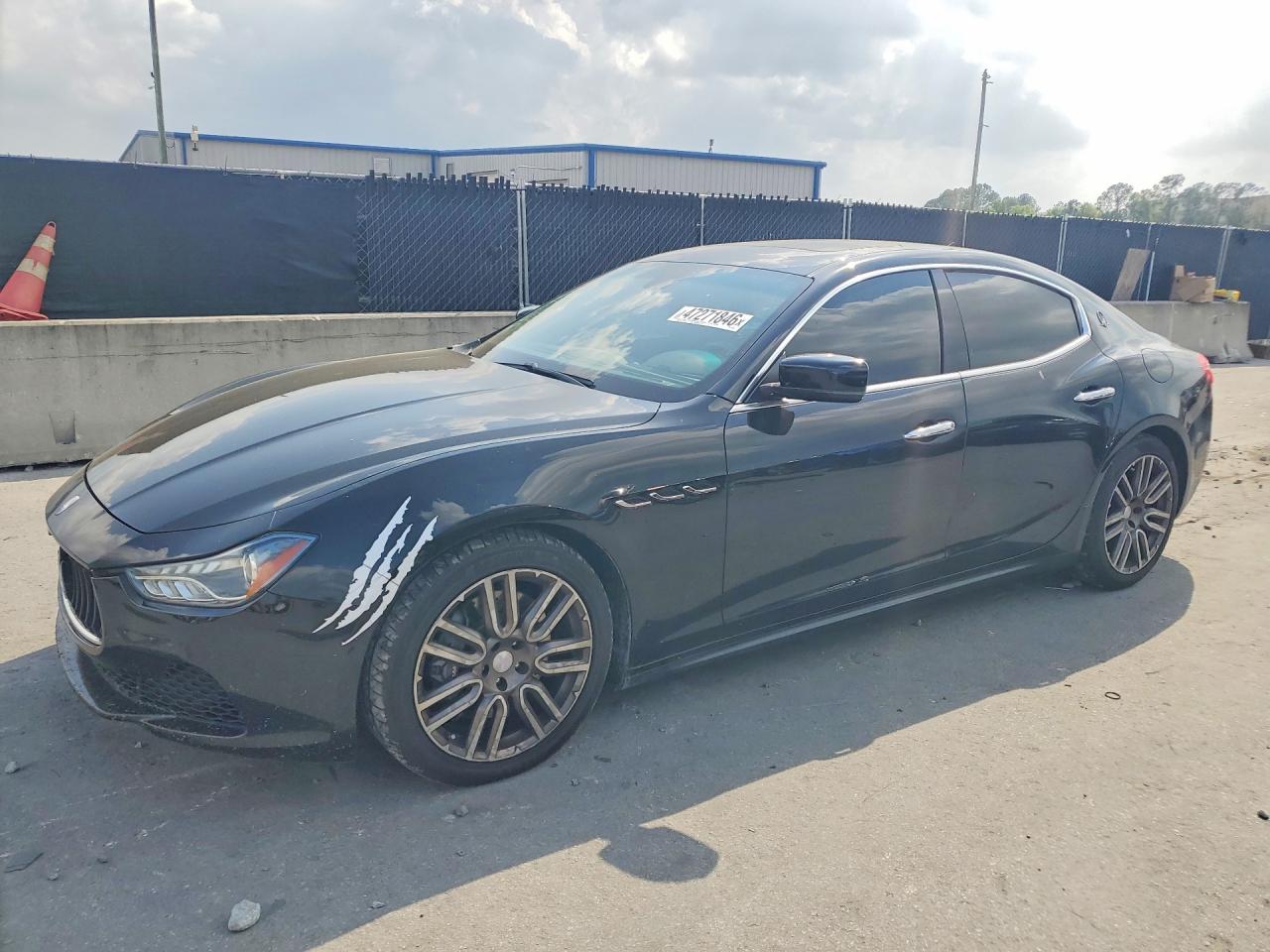 2015 Maserati Ghibli, VIN ZAM57XSA9F1162143 — Мелкие вмятины и царапины