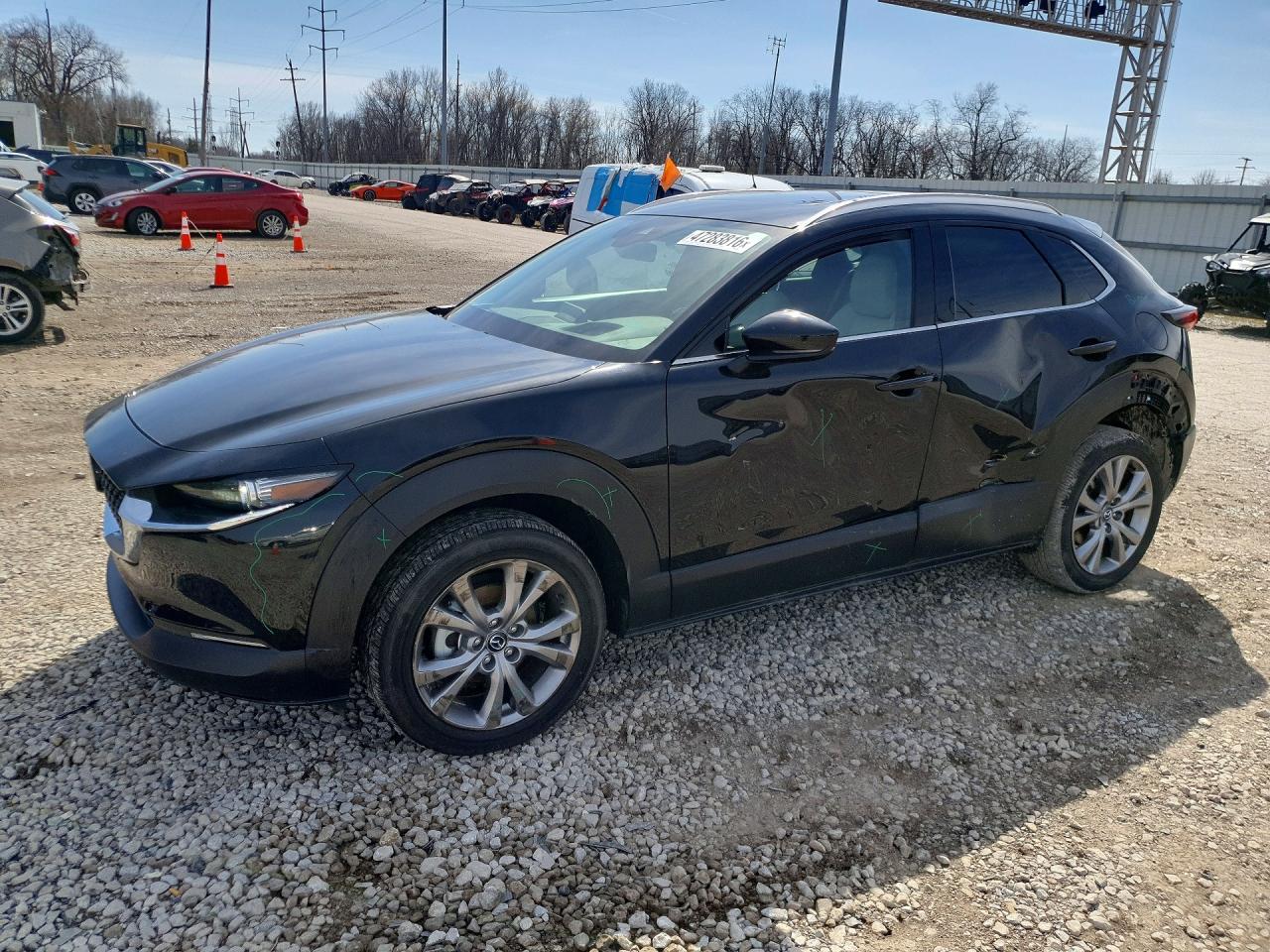 2022 Mazda CX-30 S Premium, VIN 3MVDMBDL4NM459069 — Side