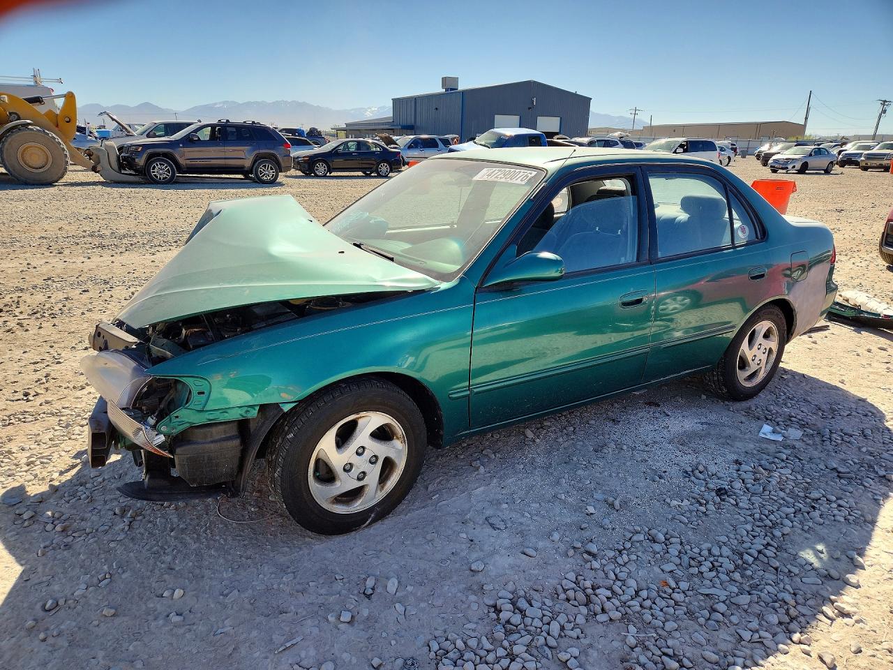 1998 Toyota Corolla LE, VIN 1NXBR18E7WZ039766 — Перед