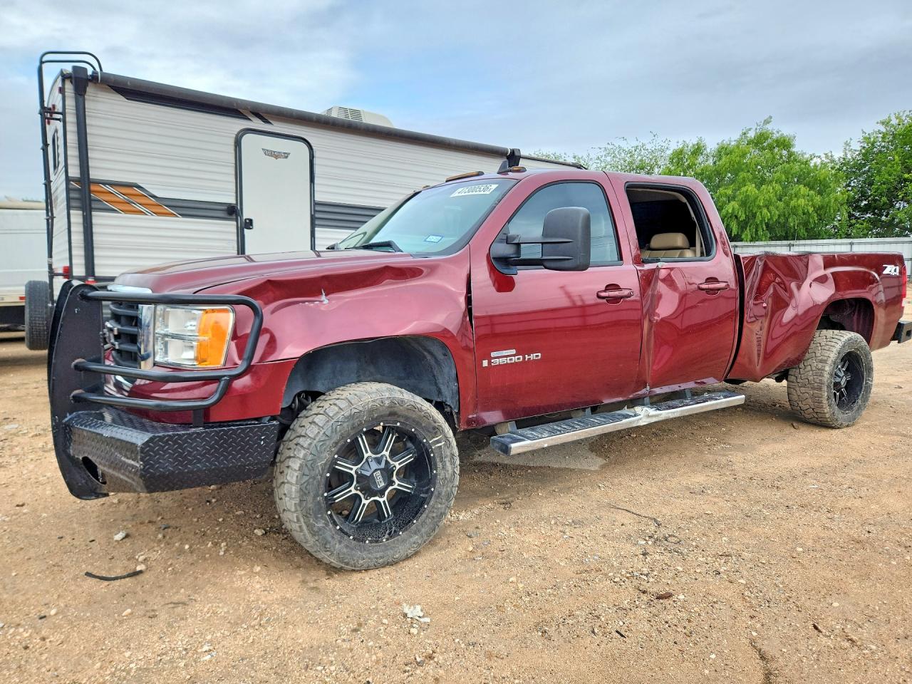 2008 GMC Sierra 3500HD SRW SLT, VIN 1GTHK33648F142584 — Side